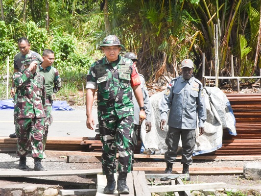 Dansatgas TMMD Ke-124 Tinjau Progres Pembangunan Rumah