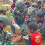 Sehat dan Ceria, Satgas Yonif 715Mtl Layani Warga Masyarakat dengan Hati