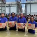 Karutan Labuhan Deli Dampingi Kakanwil Ditjenpas Sumut Berikan Bantuan Logistik untuk WBP Lapas Narkotika yang Terdampak